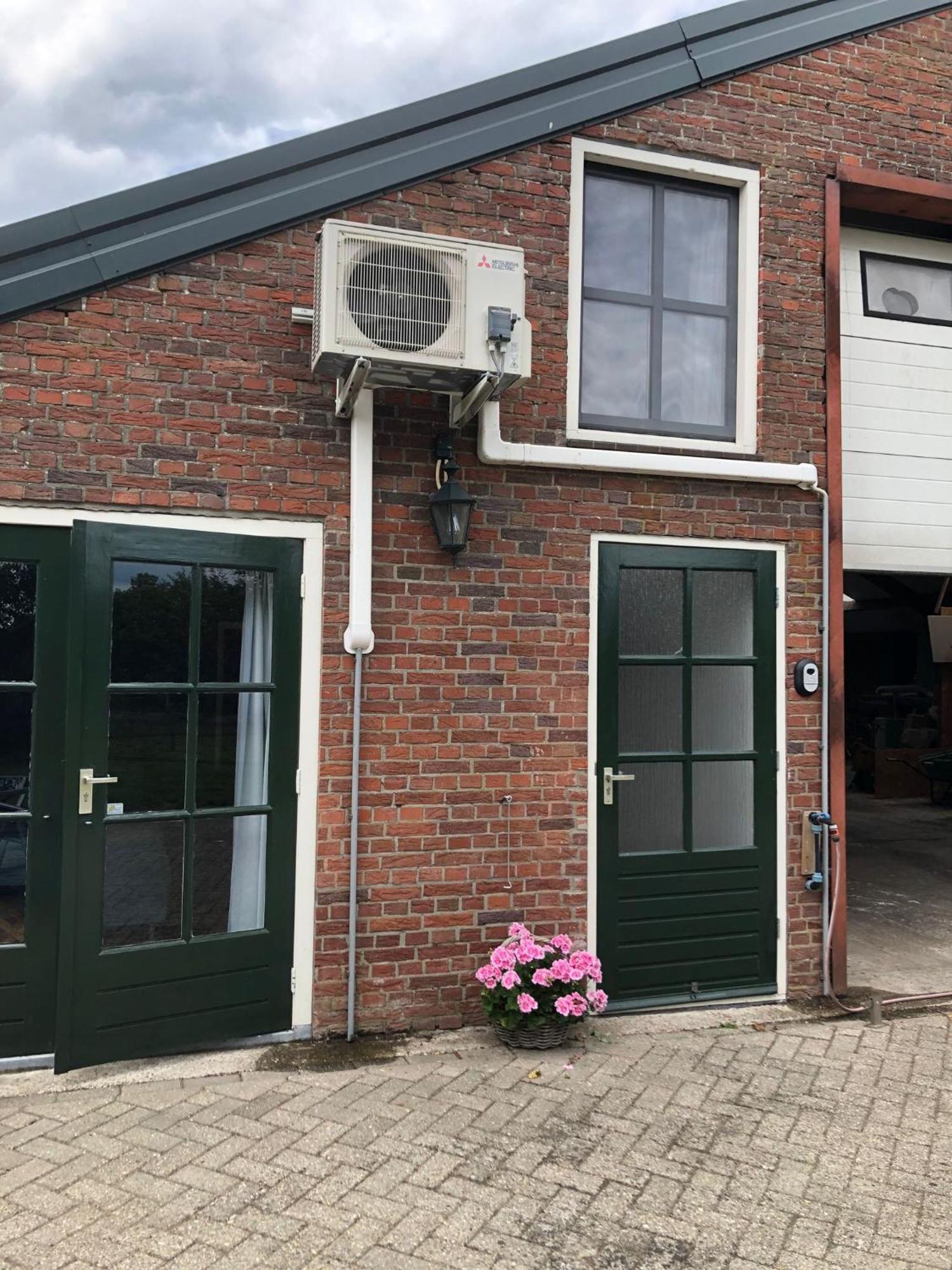 Altynghe Bed & Breakfast Beilen Exterior photo